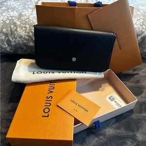 Louis Vuitton Epi Leather Pochette Félicie